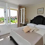 Metropole Luxury 4*