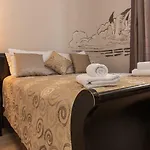 Metropole Luxury Oda ve Kahvaltı Split