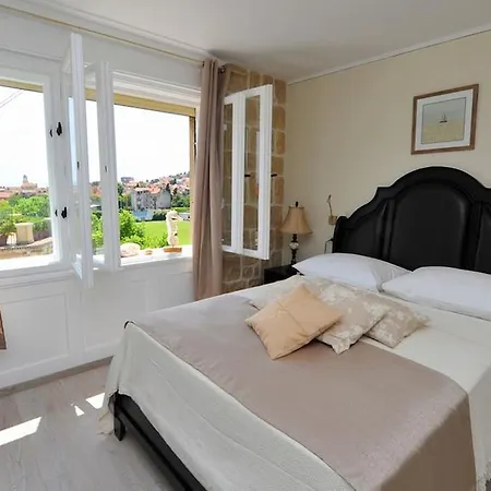 Metropole Luxury 4*