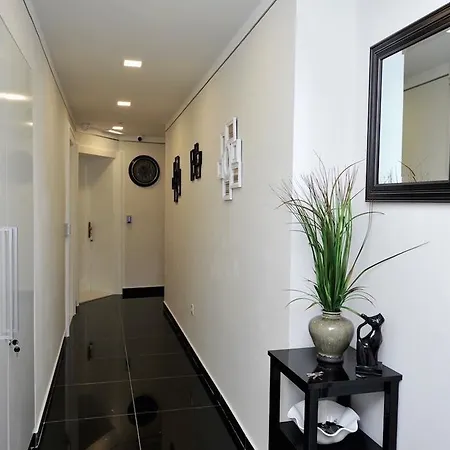 Metropole Luxury