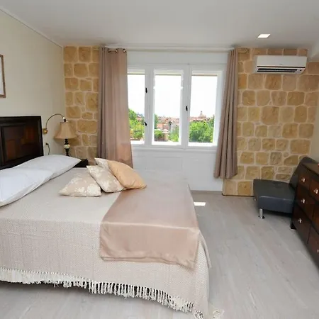 Metropole Luxury krevet i doručak Split