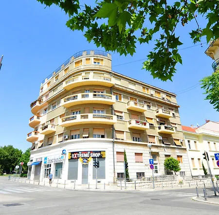 Metropole Luxury 4* Split