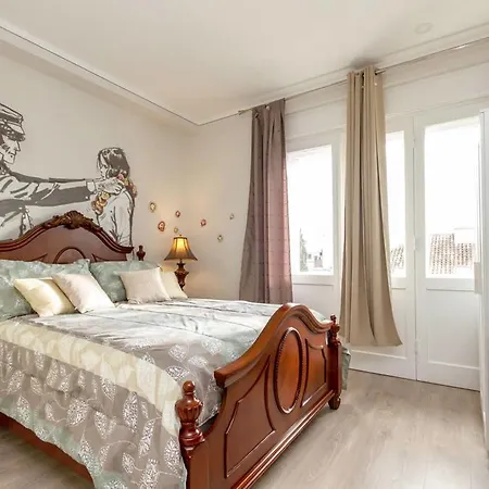 Metropole Luxury krevet i doručak 4*