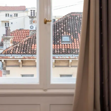 krevet i doručak Metropole Luxury 4*