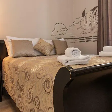 Metropole Luxury krevet i doručak Split