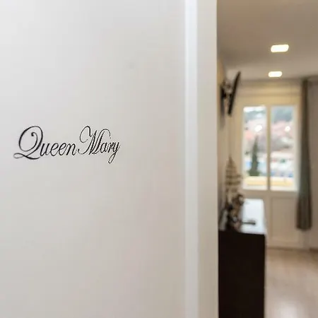 Metropole Luxury Bed and Breakfast