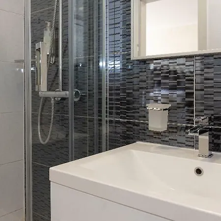 Metropole Luxury krevet i doručak