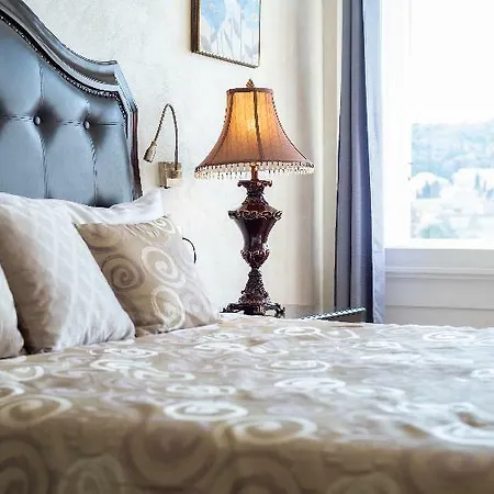 Metropole Luxury 4*