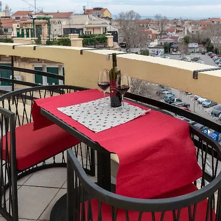 Metropole Luxury krevet i doručak