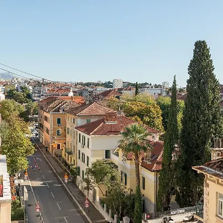 Metropole Luxury krevet i doručak