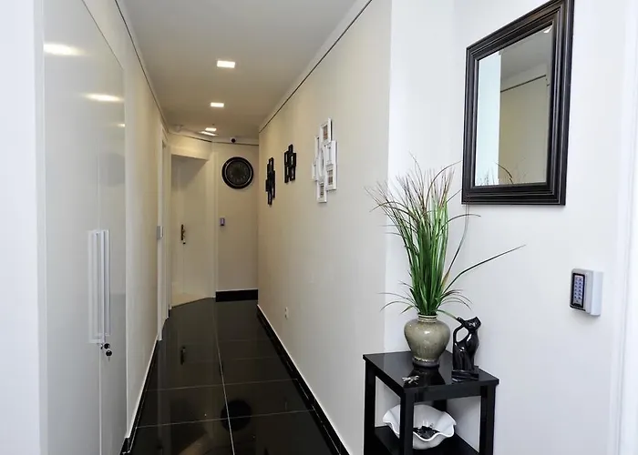 Metropole Luxury