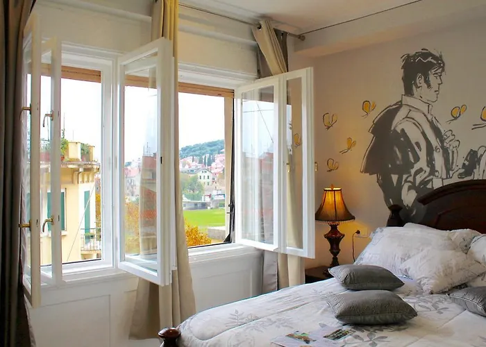 Metropole Luxury Couette-café Split