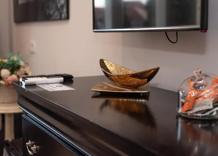 Bed & Breakfast Metropole Luxury 4*