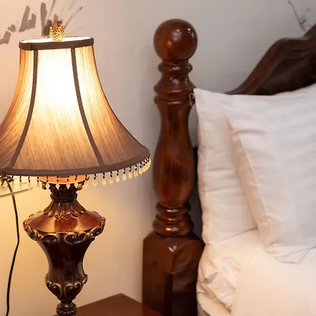 Metropole Luxury فندق مبيت وإفطار