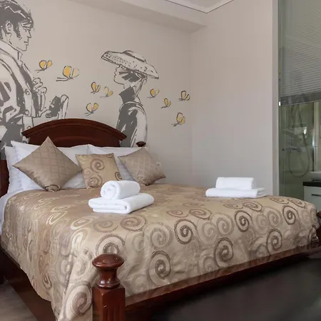 فندق مبيت وإفطار Metropole Luxury 4*