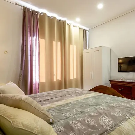 Metropole Luxury 4* سبليت