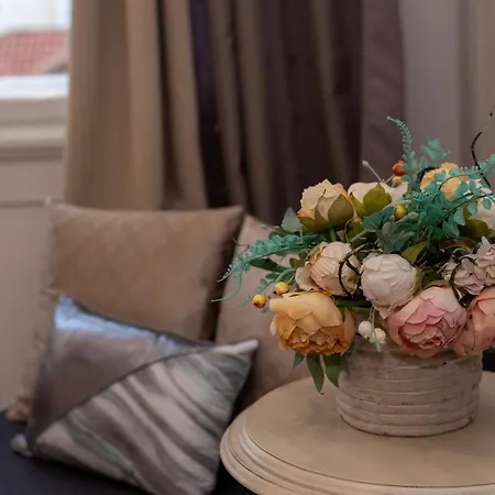 Metropole Luxury فندق مبيت وإفطار