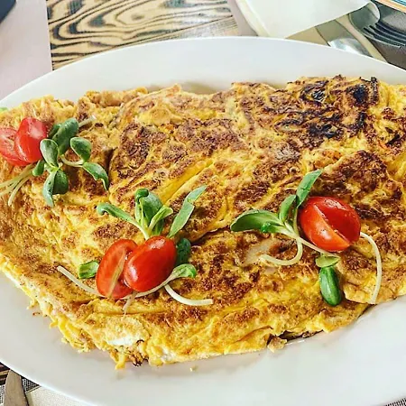 Metropole Luxury فندق مبيت وإفطار 4*